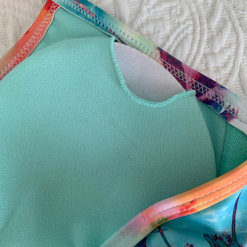 OP Halter Bikini Top Juniors Size M (7-9) Ruffled Removable Pads Tassel Tie - Picture 6 of 14